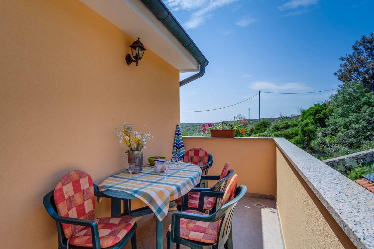 Apartmani Zorica Martinšćica Dış mekan fotoğraf