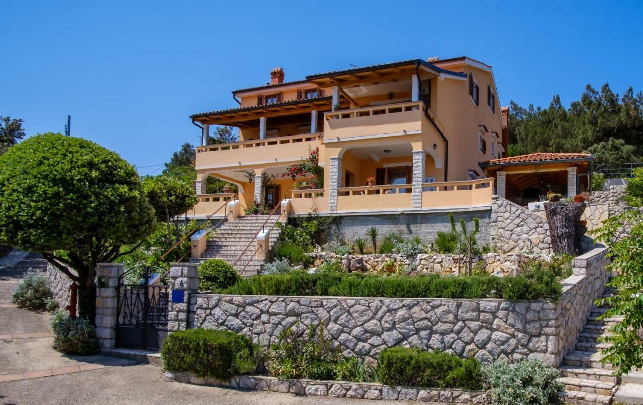 Apartmani Zorica Martinšćica Dış mekan fotoğraf