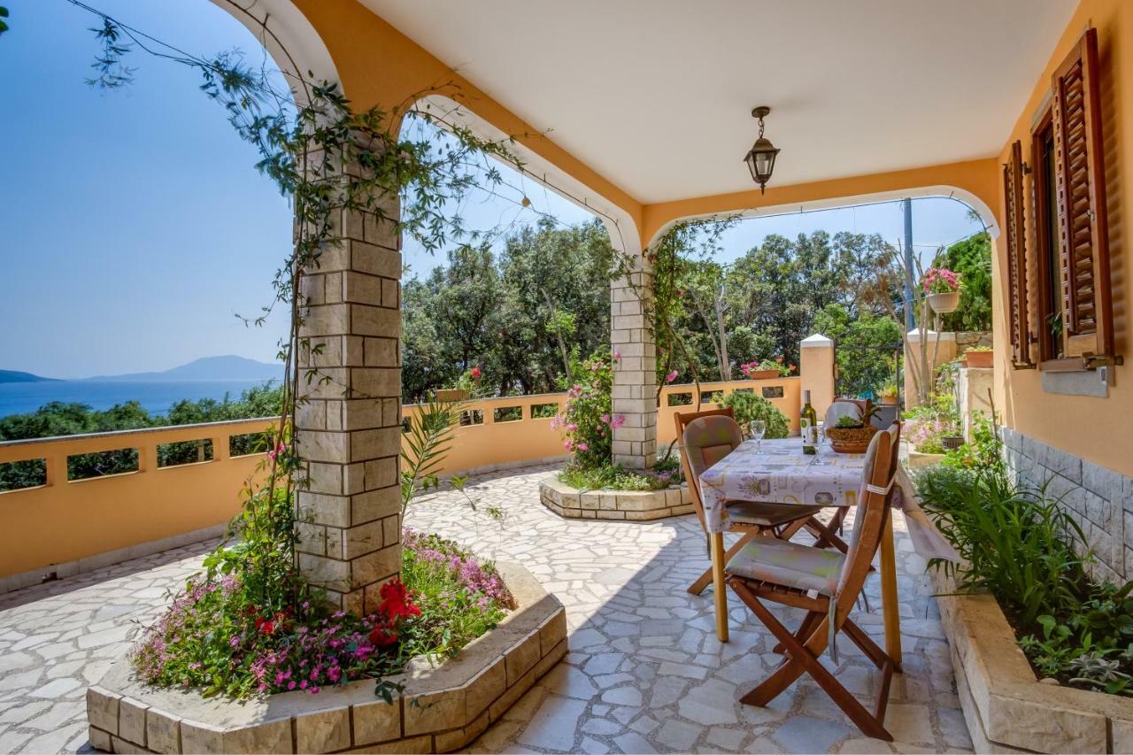Apartmani Zorica Martinšćica Dış mekan fotoğraf