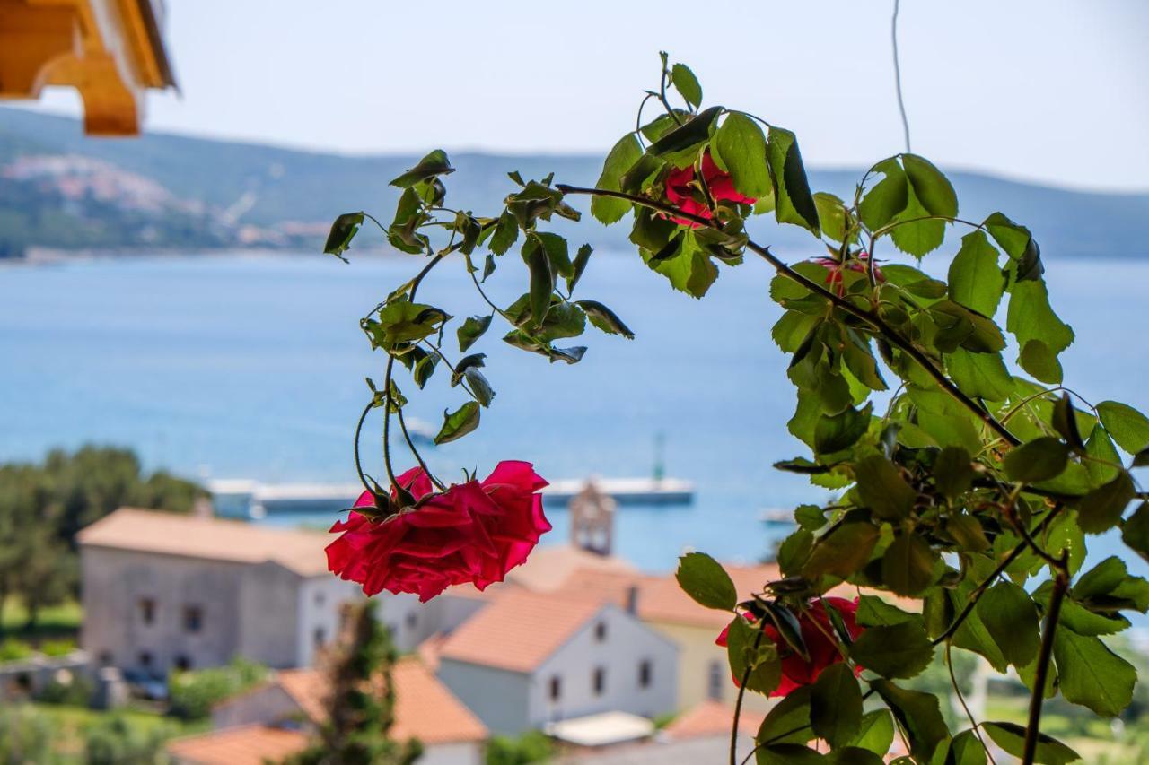 Apartmani Zorica Martinšćica Dış mekan fotoğraf